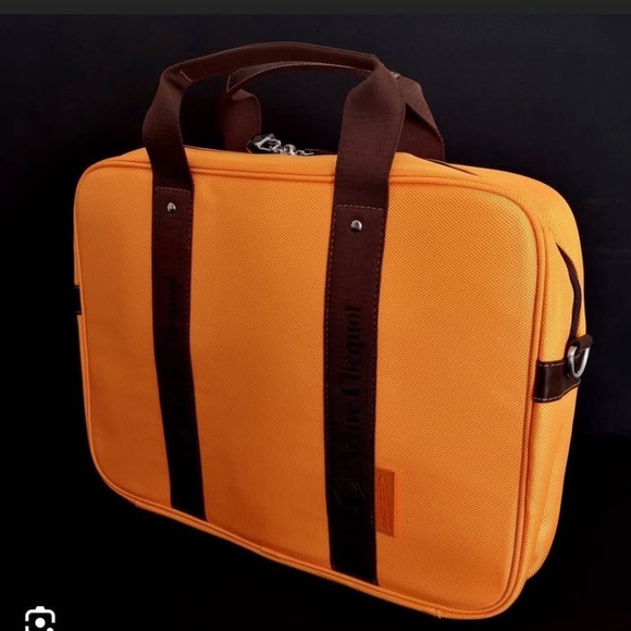 Veuve Clicquot laptop bag - Picture 1 of 1